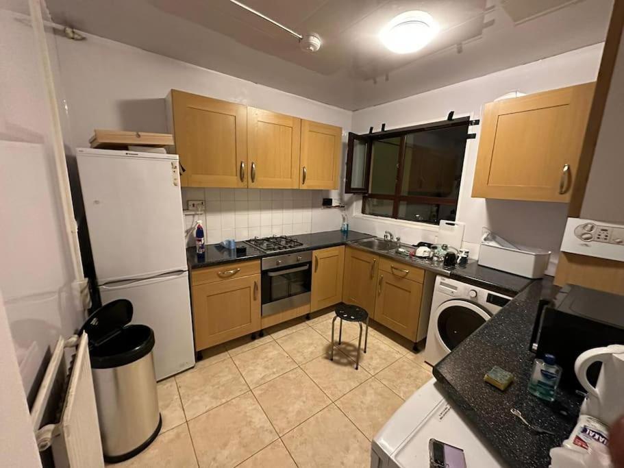 3 Bedroom Flat Kings Cross ลอนดอน ภายนอก รูปภาพ